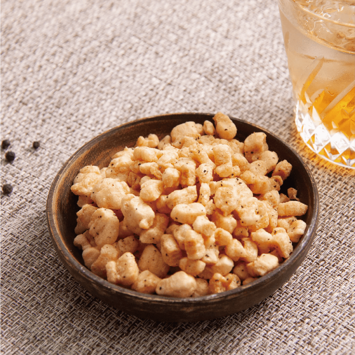 1袋でタンパク質約15g プロテインおつまみ 黒こしょう味